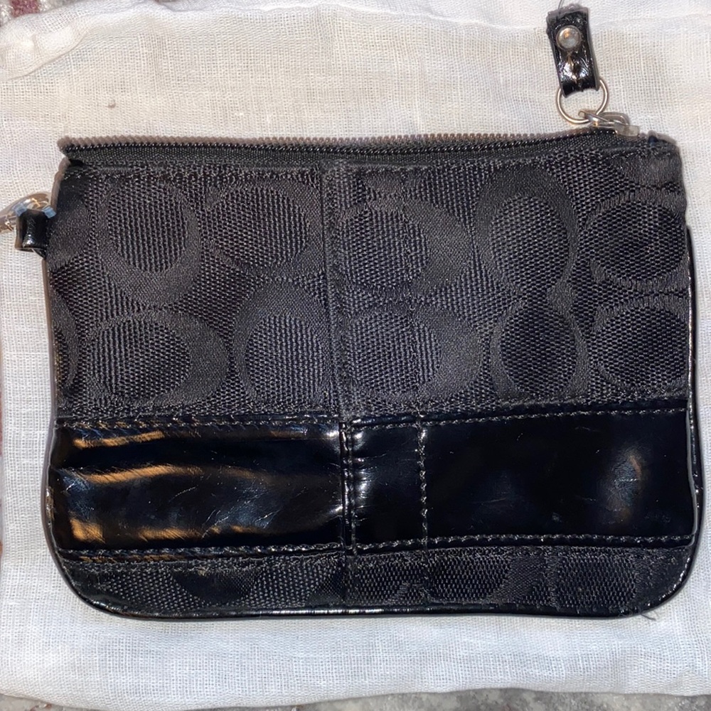 Couch wallet - black